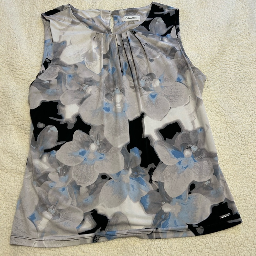 Ladies Calvin Klein tank size XL